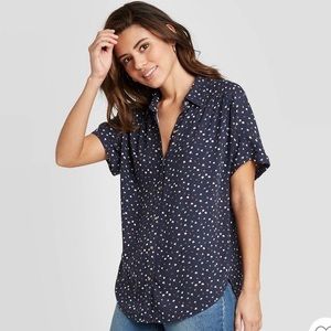 Universal Thread Camp Shirt small